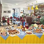 فندق Mediterraneo 3*