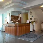 فندق Mediterraneo 3*