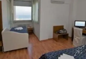 Mediterraneo Hotel