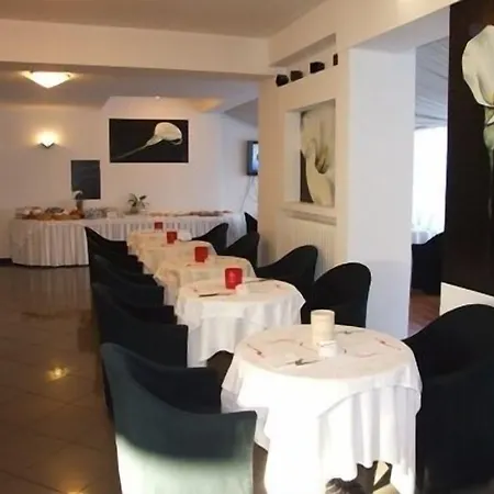 Mediterraneo 3* بيزارو