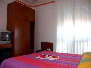 Mediterraneo 3* بيزارو